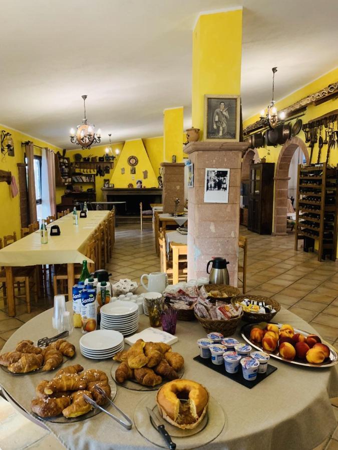 Agriturismo Da Lino Agripizza Villa Samugheo ภายนอก รูปภาพ